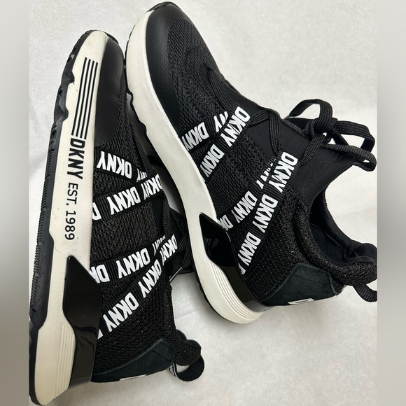 DKNY
Nash low-top lace-up sneakers🍁 - Picture 5 of 11